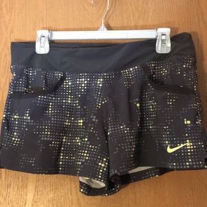 NWOT Nike athletic shorts with built in spandex